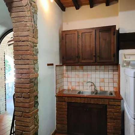 Apartmán Rustico In Un Parco Di Lecci